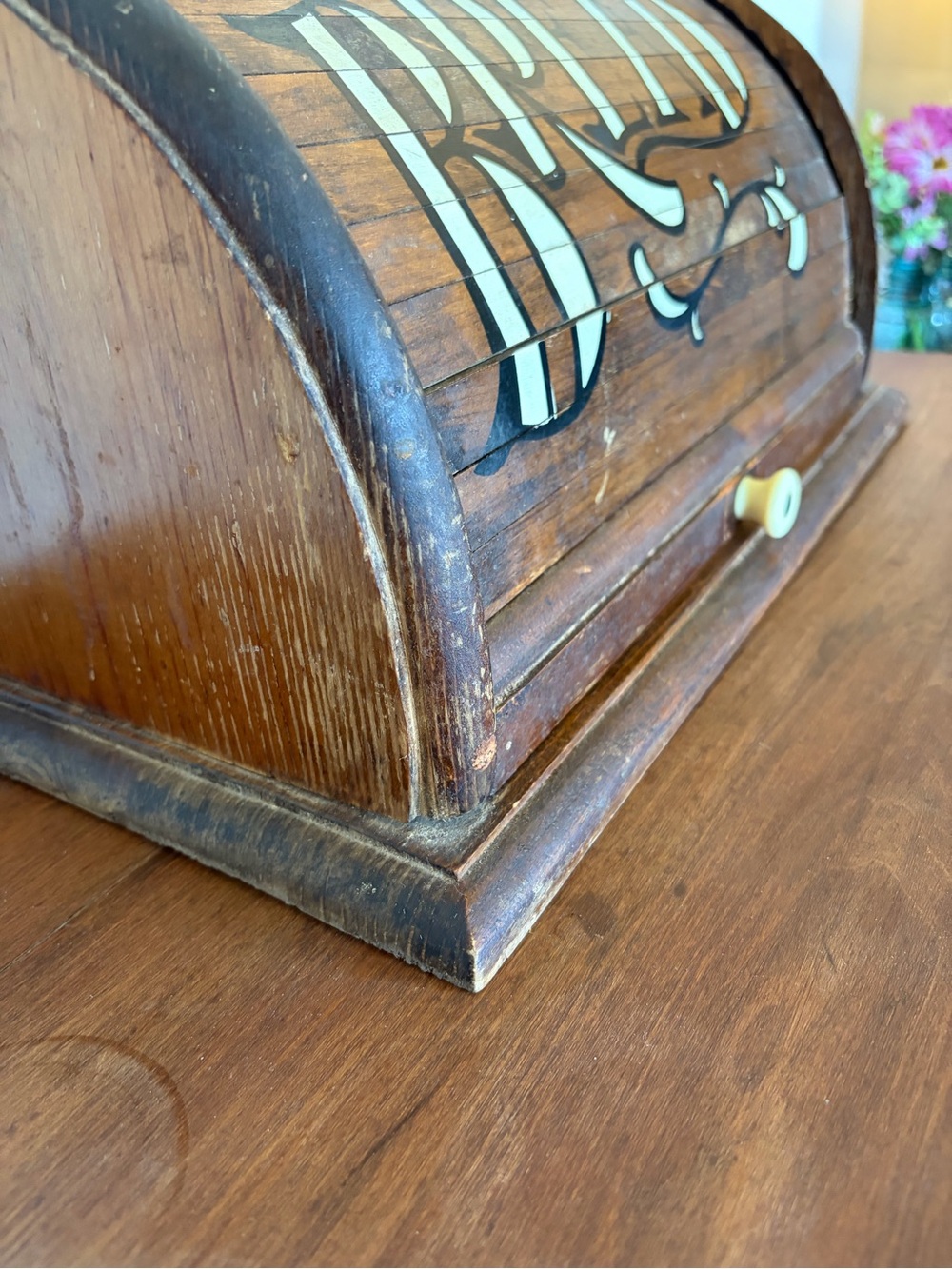 Antique primitive bread box - Picture 5 of 8